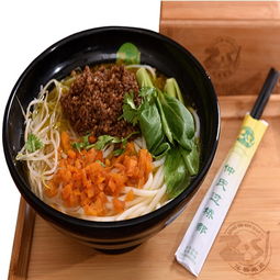 品味地道风味，共赢餐饮未来 仲氏米线产品、门店与加盟服务全解析